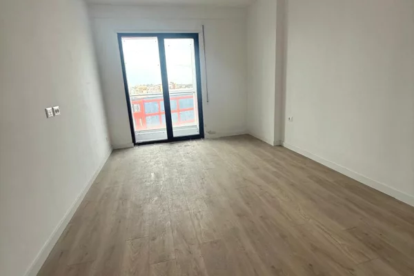 Shtepi me qera Apartament ne Tirane, 2+1, Mobilimi Pjeserisht e mobiluar, Pagesa 500  Euro.