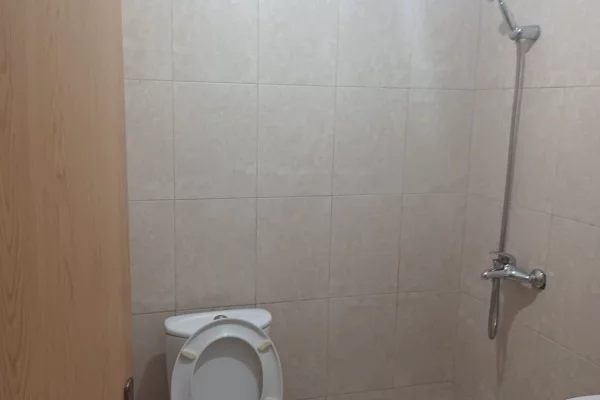 Apartment for rent in Tirana 2+1, Emty
