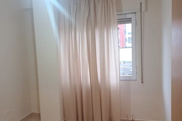 Apartment for rent in Tirana 2+1, Emty