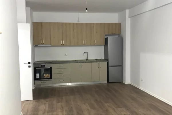 Shtepi me qera Apartament ne Tirane, 2+1, Mobilimi E mobiluar, Pagesa 600  Euro.