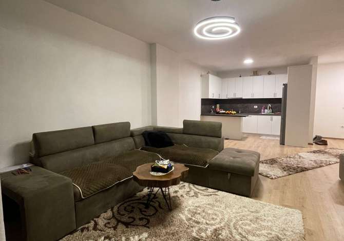 Shtepi ne shitje 2+1 ne Tirane - 172,000 Euro