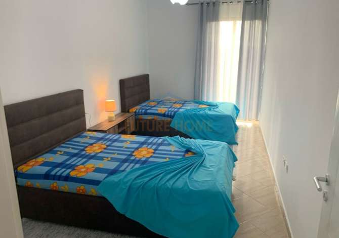 Shtepi ne shitje Apartament ne Tirane, 2+1, Mobilimi E mobiluar, Pagesa 125,000  Euro.