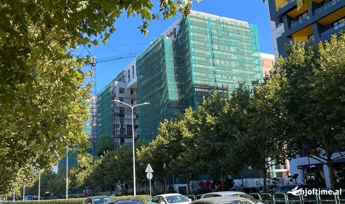 Shtepi ne shitje Apartament ne Tirane, 2+1, Mobilimi E mobiluar, Pagesa 255,300  Euro.