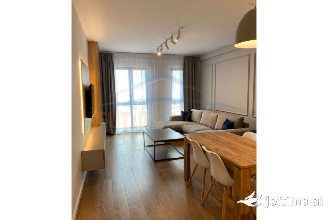 Shtepi ne shitje Apartament ne Tirane, 2+1, Mobilimi E mobiluar, Pagesa 245,000  Euro.