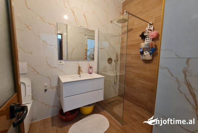 Shtepi ne shitje 2+1 ne Tirane - 123,000 Euro