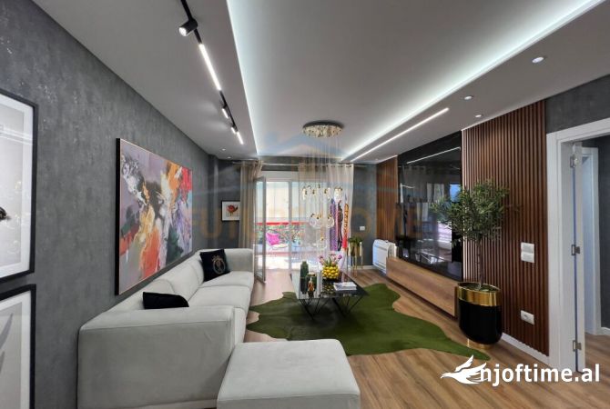 Shtepi ne shitje Apartament ne Tirane, 2+1, Mobilimi E mobiluar, Pagesa 260,000  Euro.