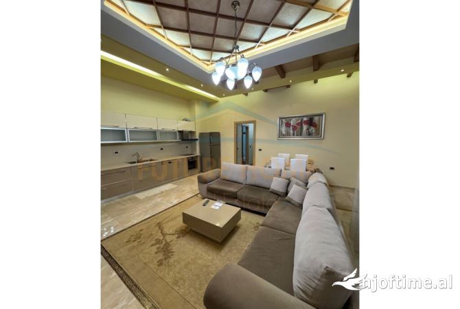 Shtepi me qera Apartament ne Tirane, 2+1, Mobilimi E mobiluar, Pagesa 1,000  Euro.