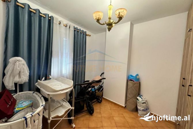 Shtepi ne shitje 3+1 ne Tirane - 220,000 Euro