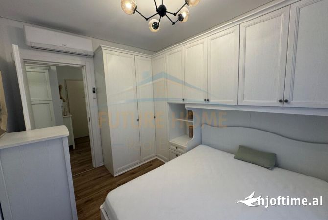 Shtepi ne shitje Apartament ne Durres, 2+1, Mobilimi E mobiluar, Pagesa 340,000  Euro.