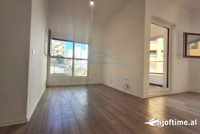 Shtepi ne shitje 1+1 ne Tirane - 90,000 Euro