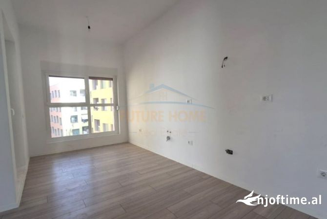 Shtepi ne shitje Apartament ne Tirane, 1+1, Mobilimi Bosh, pa mobiluar, Pagesa 90,000  Euro.