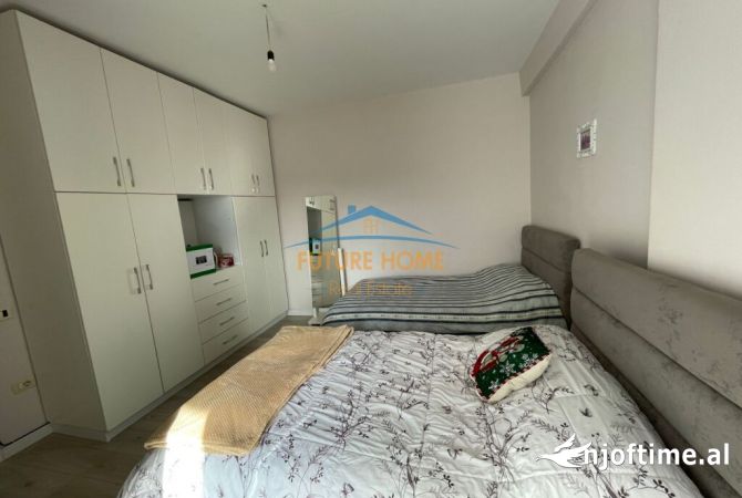 Shtepi ne shitje Apartament ne Tirane, 2+1, Mobilimi E mobiluar, Pagesa 137,000  Euro.