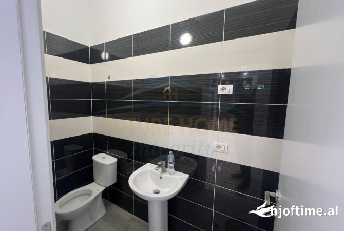 Shitet, Ambient Biznesi, Ali Demi, Tirane. 350,000 Euro