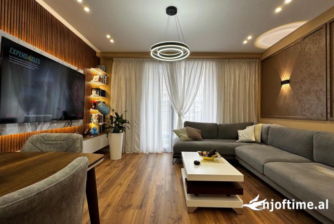 Shtepi ne shitje 2+1 ne Tirane - 225,000 Euro