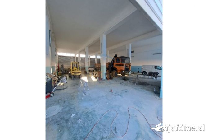 Ambient biznesi me qera 1+1 ne Tirane - 7,500 Euro