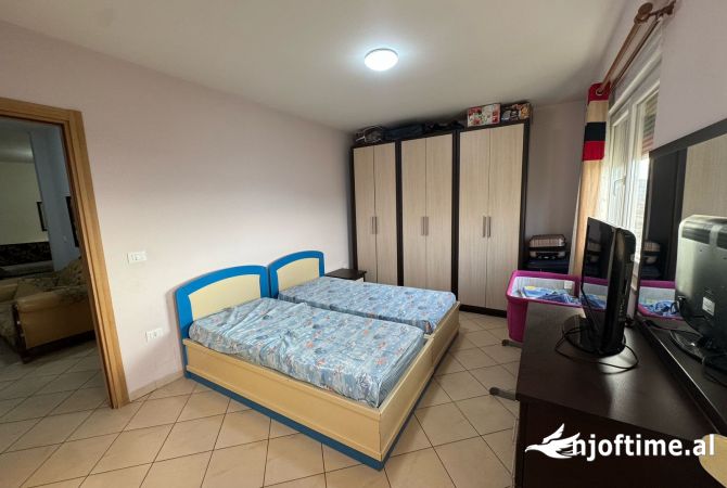 Shtepi ne shitje 2+1 ne Tirane - 125,000 Euro