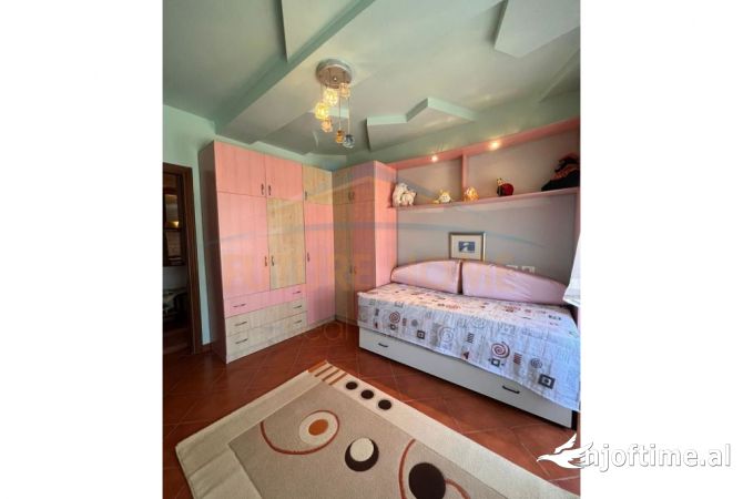Shtepi me qera 3+1 ne Tirane - 700 Euro