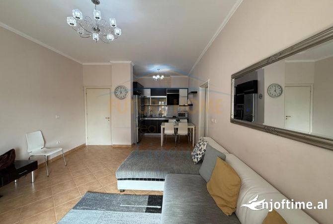 Shtepi me qera Apartament ne Tirane, 1+1, Mobilimi E mobiluar, Pagesa 540  Euro.