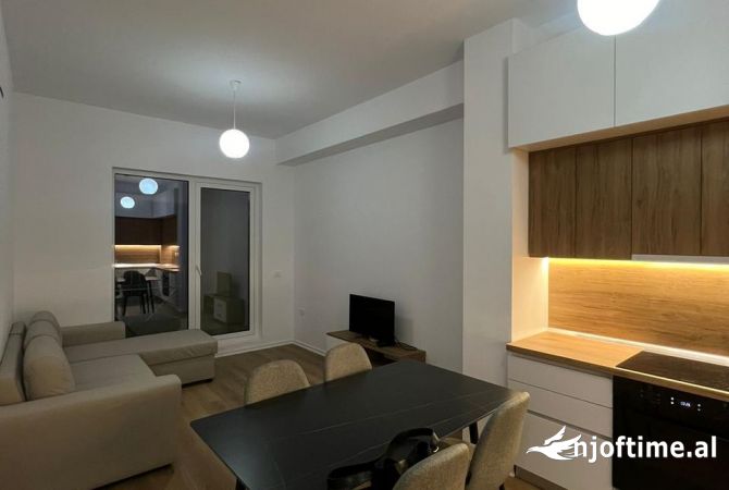 Shtepi ne shitje 1+1 ne Tirane - 90,000 Euro