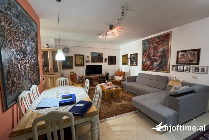 Shtepi ne shitje 2+1 ne Tirane - 250,000 Euro