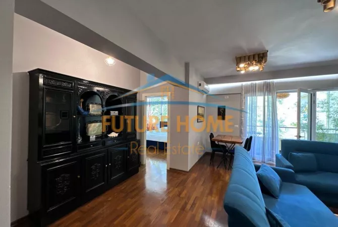 Shtepi ne shitje Apartament ne Tirane, 2+1, Mobilimi E mobiluar, Pagesa 185,000  Euro.