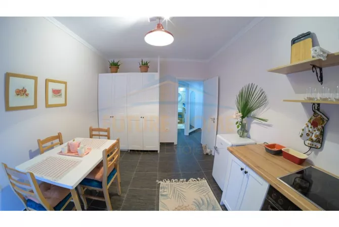 Shtepi ne shitje 2+1 ne Tirane - 250,000 Euro