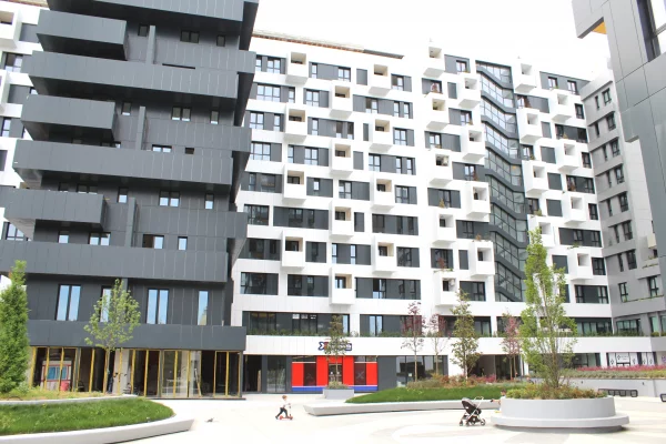 Shtepi me qera 2+1 ne Tirane - 920 Euro