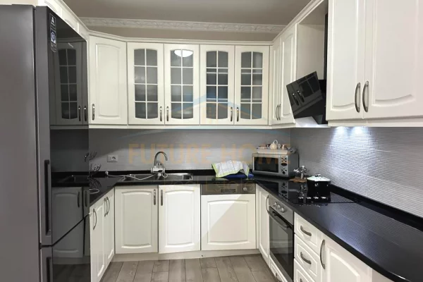 Shtepi ne shitje 2+1 ne Tirane - 250,000 Euro