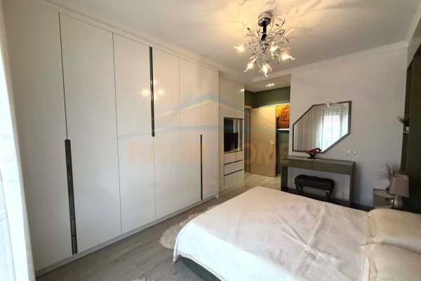 Shtepi ne shitje 2+1 ne Tirane - 210,000 Euro