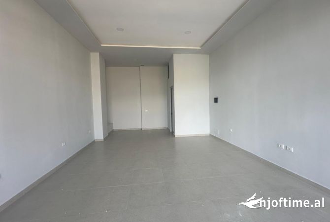 Ambient biznesi me qera 1+1 ne Tirane - 650 Euro