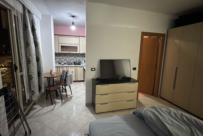 House for Rent Garsoniere in Tirana - 300 Euro
