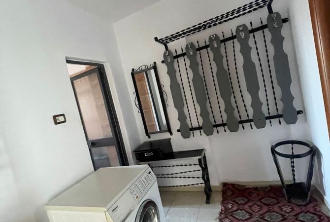 Shtepi me qera 1+1 ne Tirane - 350 Euro