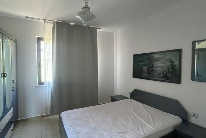 Shtepi me qera 1+1 ne Tirane - 350 Euro