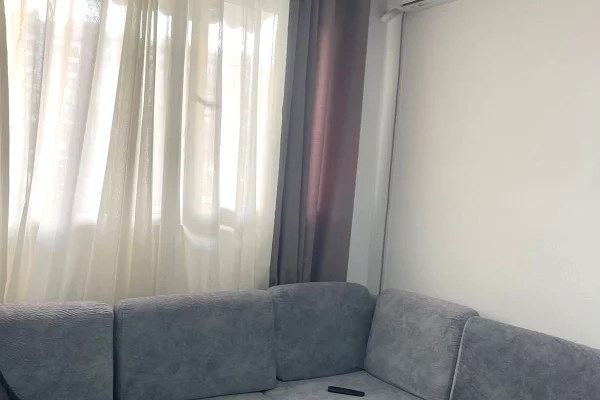 Shtepi me qera 1+1 ne Tirane - 330 Euro