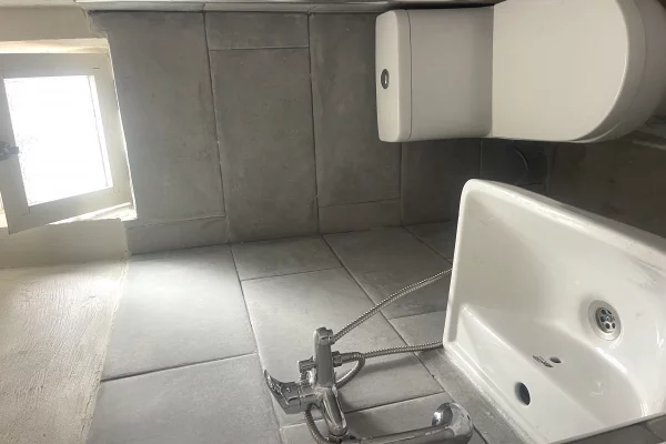 Shtepi me qera 1+1 ne Tirane - 250 Euro