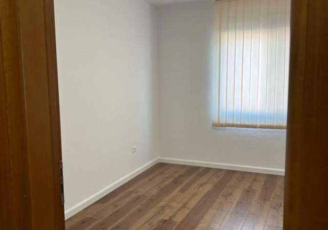 Ambient biznesi me qera 1+1 ne Durres - 650 Euro