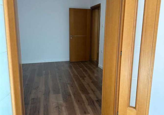 Ambient biznesi me qera 1+1 ne Durres - 650 Euro