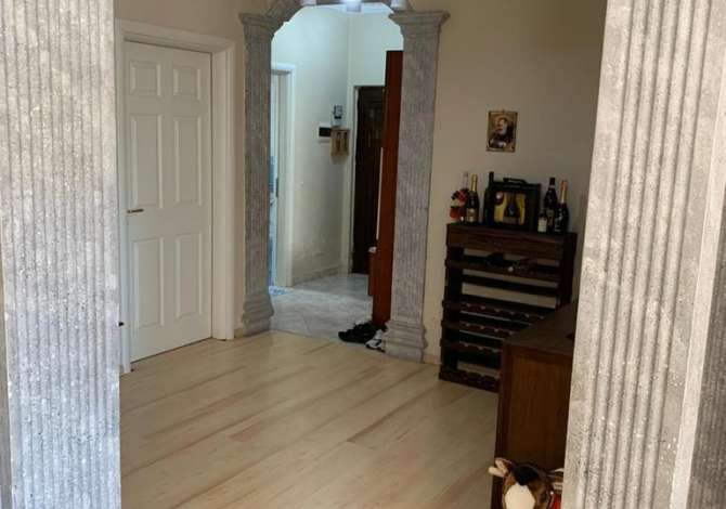 Shtepi ne shitje 2+1 ne Tirane - 160,000 Euro