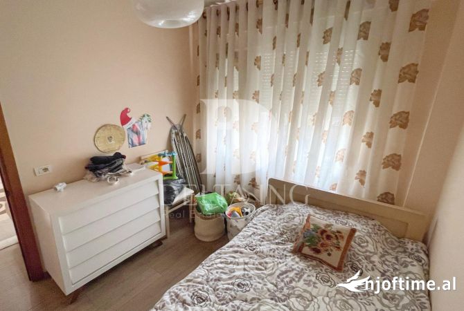 Shtepi me qera 2+1 ne Tirane - 850 Euro