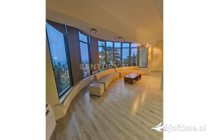 Shitet ambient biznesi ne Vollga,Durres | 217 m2