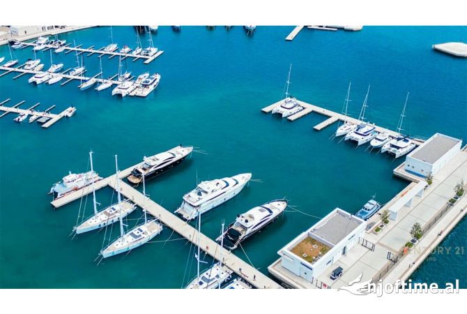 Shtepi ne shitje Apartament ne Durres, 2+1, Mobilimi Bosh, pa mobiluar, Pagesa 195,000  Euro.