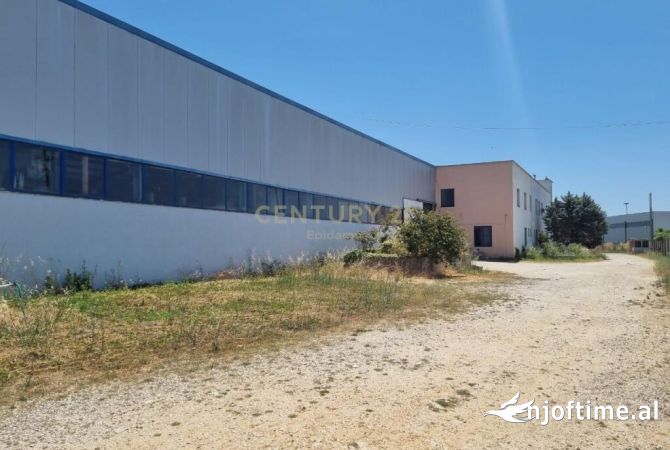 Ambient biznesi ne shitje 4+1 ne Durres - 1,200,000 Euro