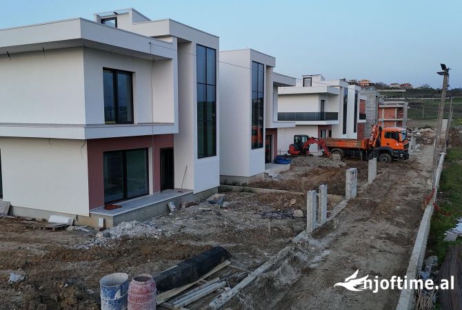Shtepi ne shitje 3+1 ne Durres - 340,000 Euro