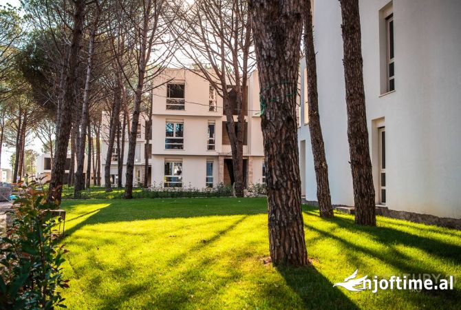 Shtepi ne shitje Apartament ne Durres, 2+1, Mobilimi E mobiluar, Pagesa 290,000  Euro.