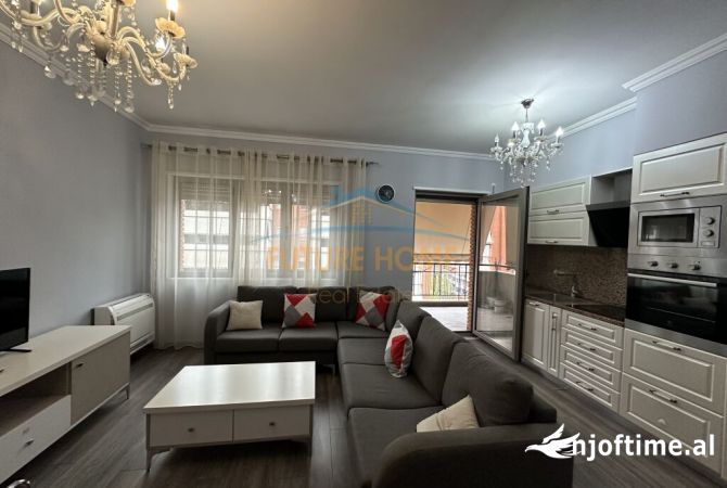 Shtepi me qera 3+1 ne Tirane - 1,000 Euro