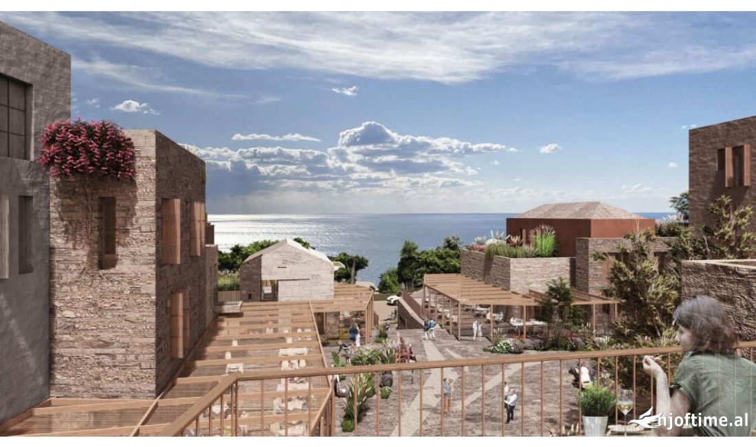 Shtepi ne shitje Apartament ne Vlore, 1+1, Mobilimi Bosh, pa mobiluar, Pagesa 384,000  Euro.