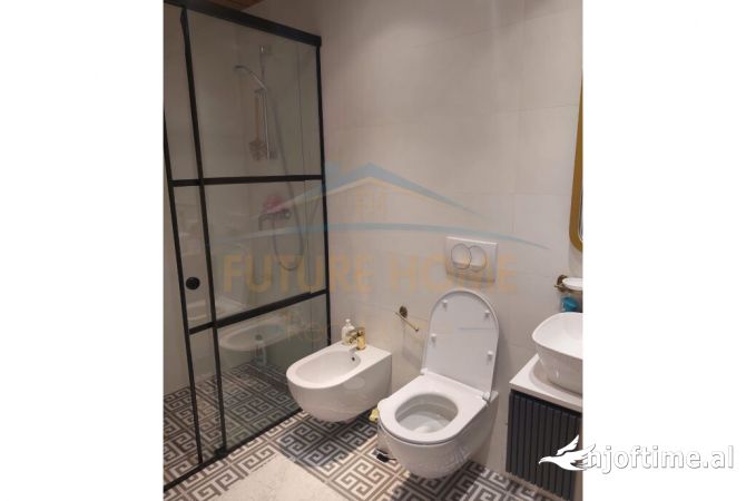 Shtepi me qera Apartament ne Tirane, 2+1, Mobilimi E mobiluar, Pagesa 720  Euro.