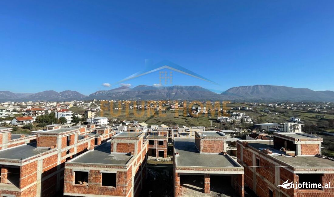 Shtepi ne shitje Apartament ne Tirane, 2+1, Mobilimi Bosh, pa mobiluar, Pagesa 225,000  Euro.