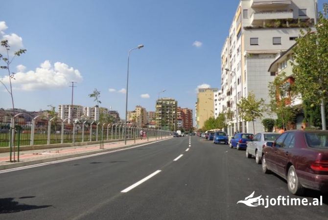 Ambient biznesi ne shitje 5+1 ne Tirane - 2,000,000 Euro