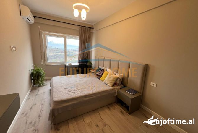 Shtepi ne shitje Duplex(shtepi me 2 kate) ne Tirane, 3+1, Mobilimi E mobiluar, Pagesa 368,000  Euro.